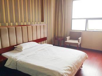 Danfengbailu Business Hotel Nanchang  Bagian luar foto
