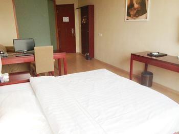 Danfengbailu Business Hotel Nanchang  Bagian luar foto